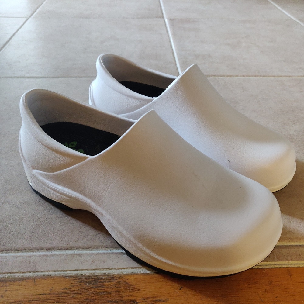 Dawgs women's work shoes white